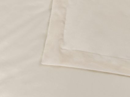 Комплект постельного белья Софи де Марко Энрике (молоко) с одеялом Евро